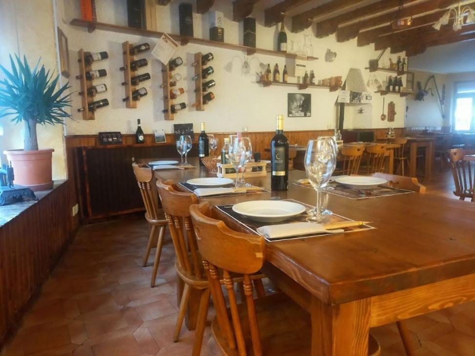 Locanda Da Tullio Capovalle Екстер'єр фото